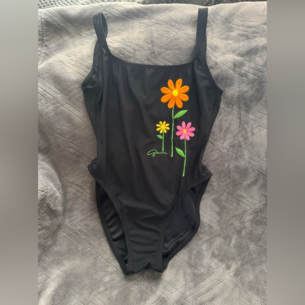 Vintage Guess Black Swimsuit with Floral Design and Skirt. Worn twice.